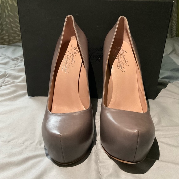 Alejandro Ingelmo platform stilettos - 8.5W BNIB - Picture 2 of 8